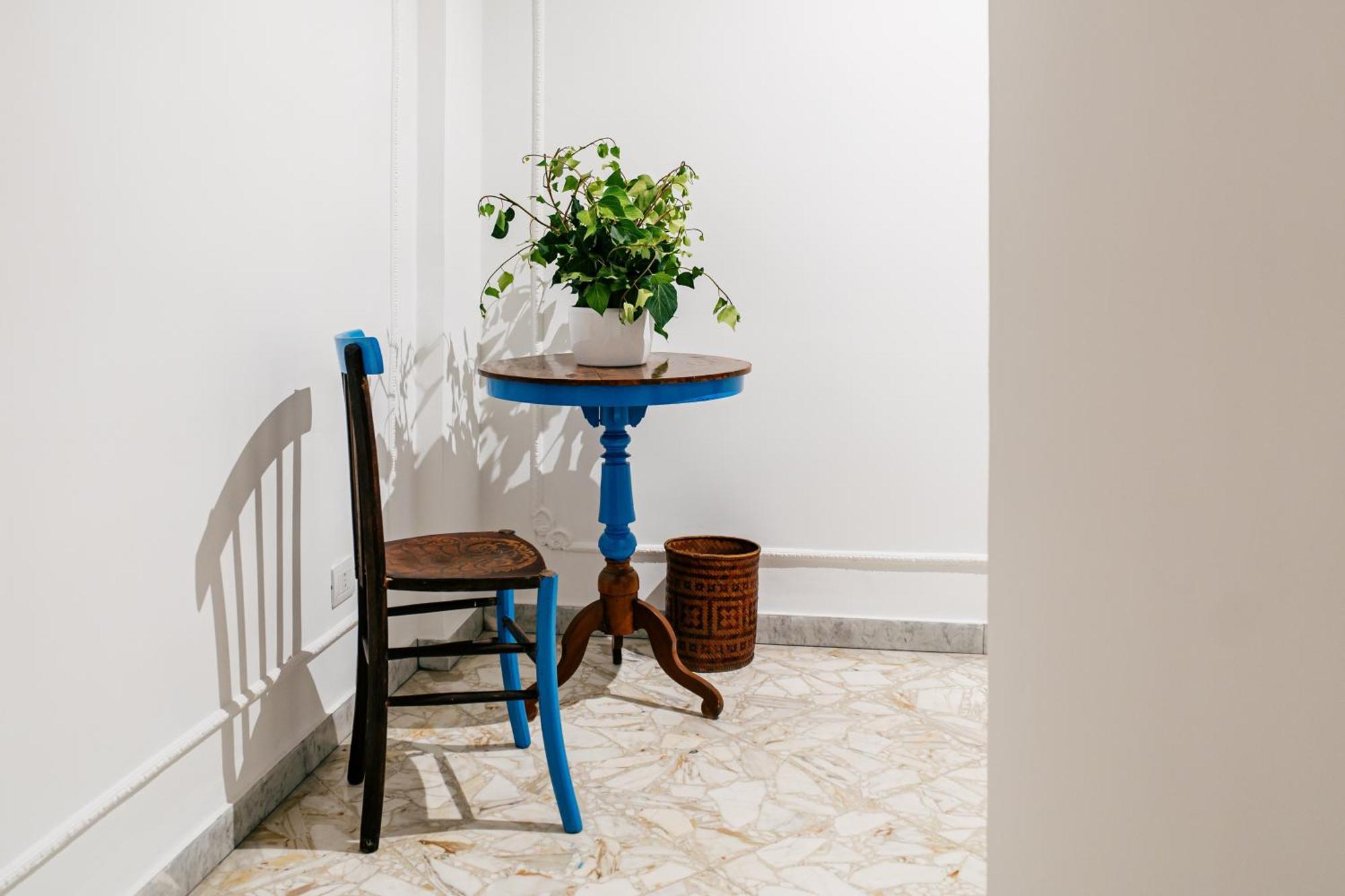 Casa Levante - *